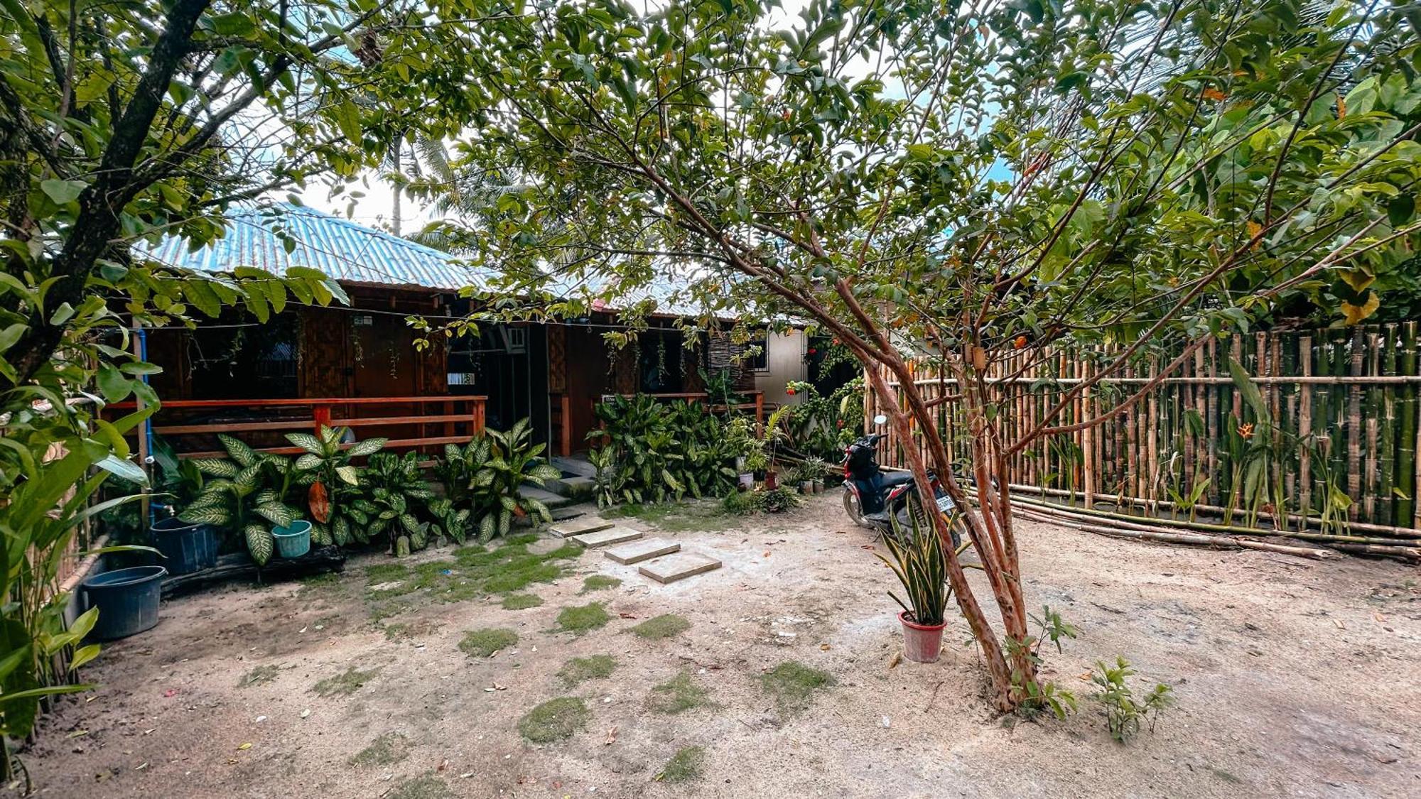Hotel Islo Hut Kaliwa à General Luna  Extérieur photo